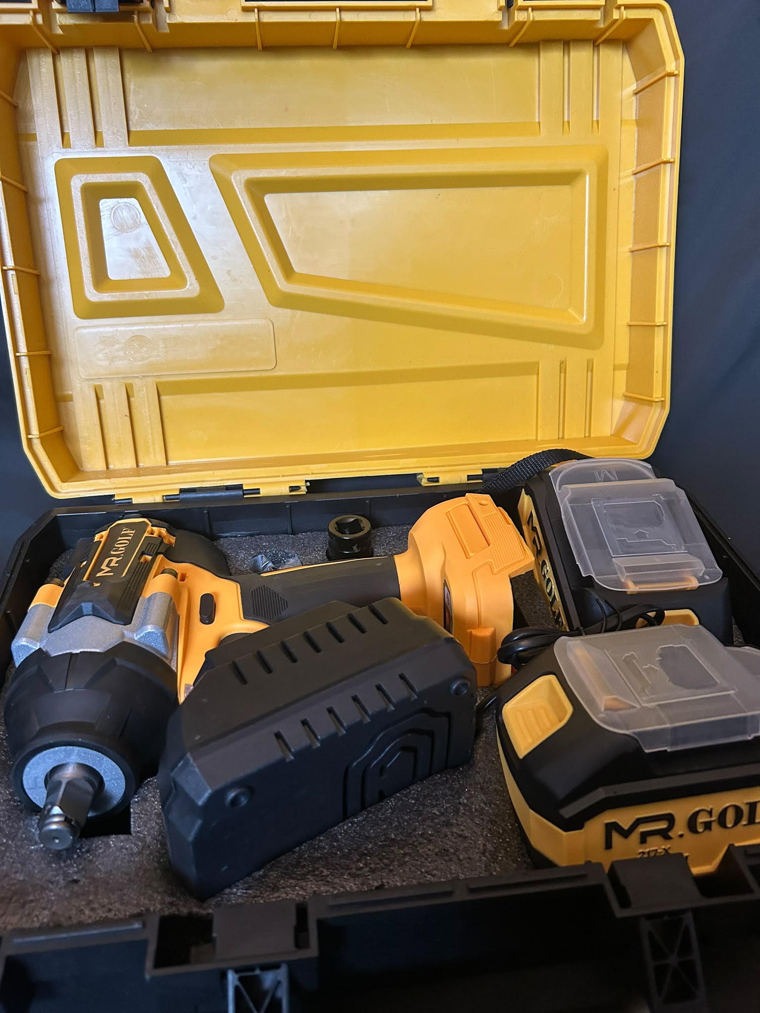MR.GOLF MG860 Heavy Duty Cordless Impact Wrench Kit with 2 Batteries & Carry Case Mr Golf